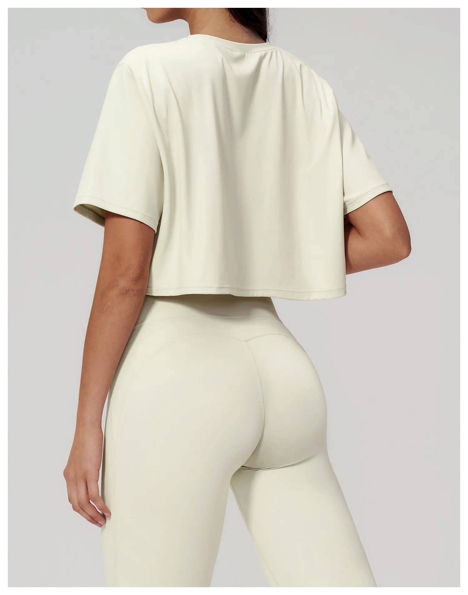 Loose Fit Crew Neck Cropped Active T-Shirt