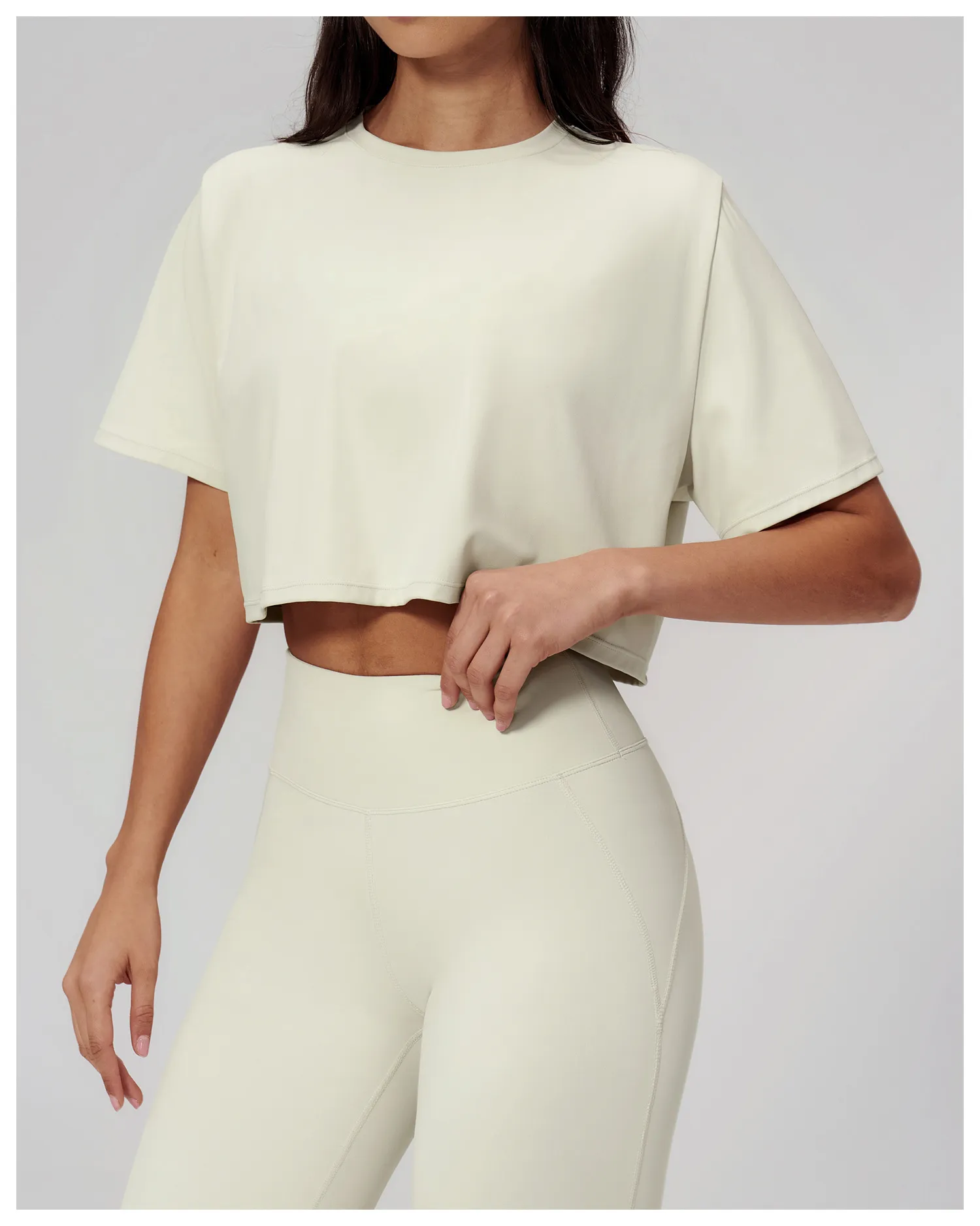 Loose Fit Crew Neck Cropped Active T-Shirt