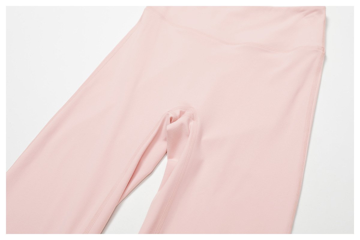 Nude-Feel Halter Sports Bra for Yoga & Fitness