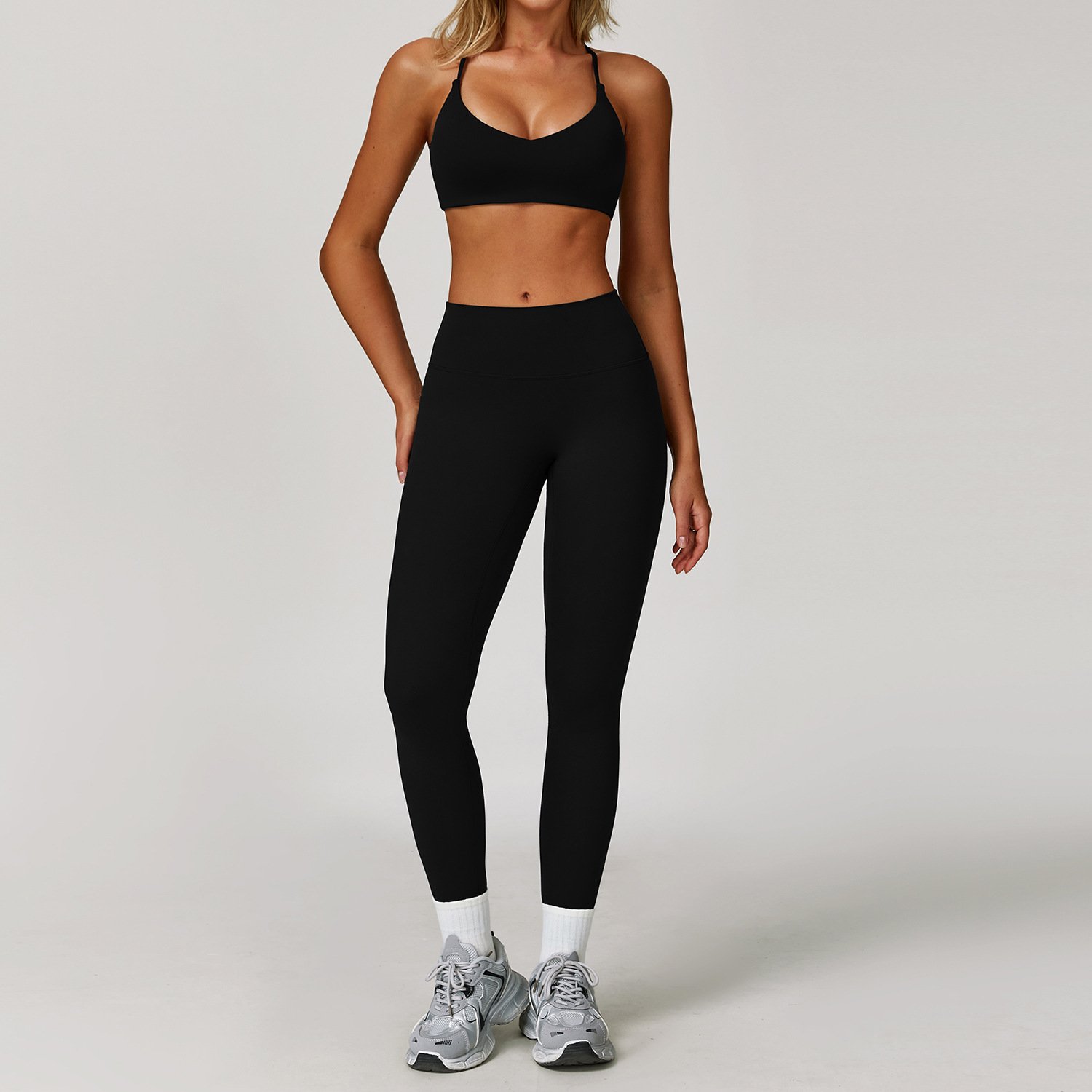 Nude-Feel Halter Sports Bra for Yoga & Fitness