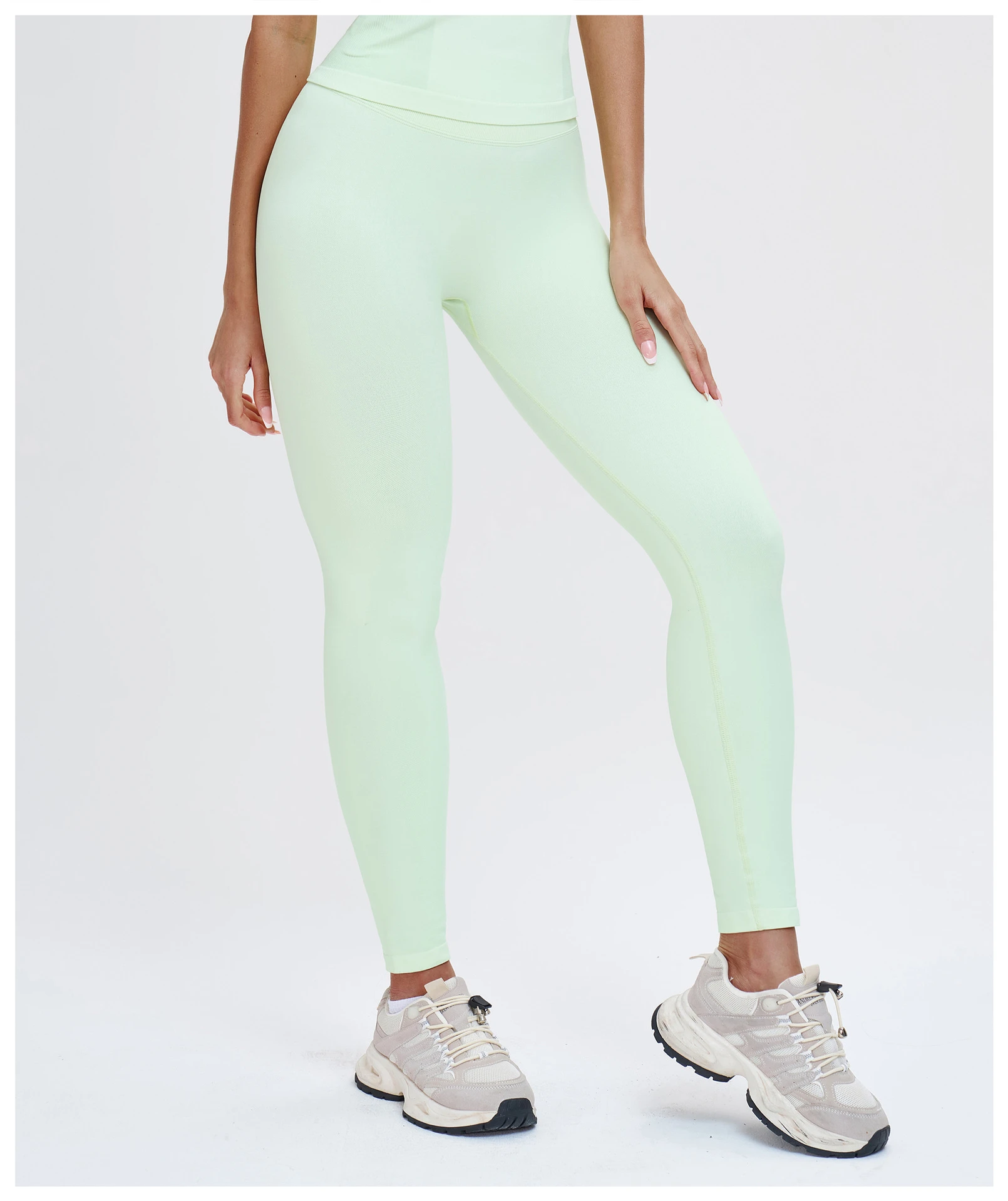 Seamless Cloud-Feel Fitness Leggings - High-Waisted Squat-Proof Workout Tights