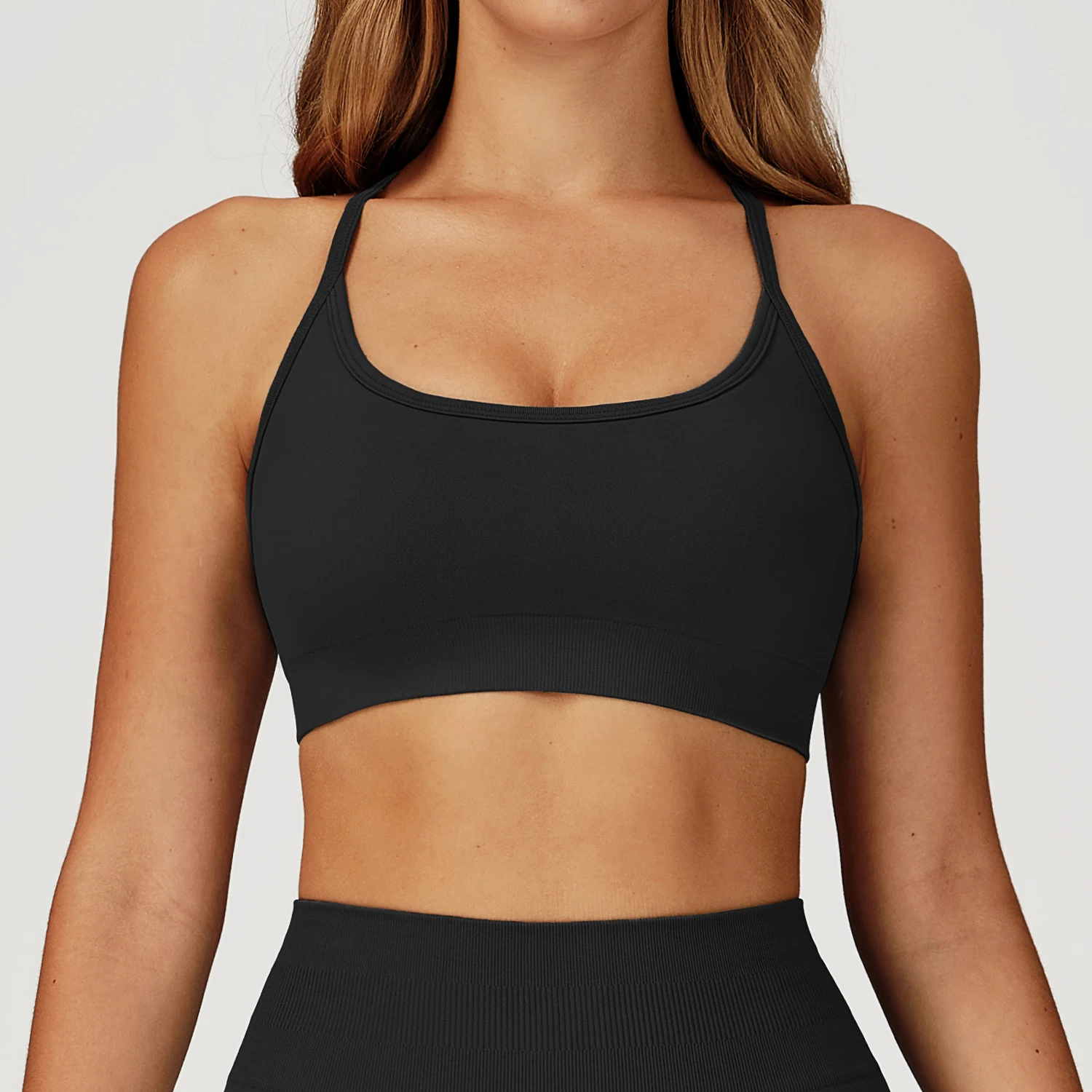 Seamless Halter Neck Shockproof Sports Bra for Yoga & Fitness