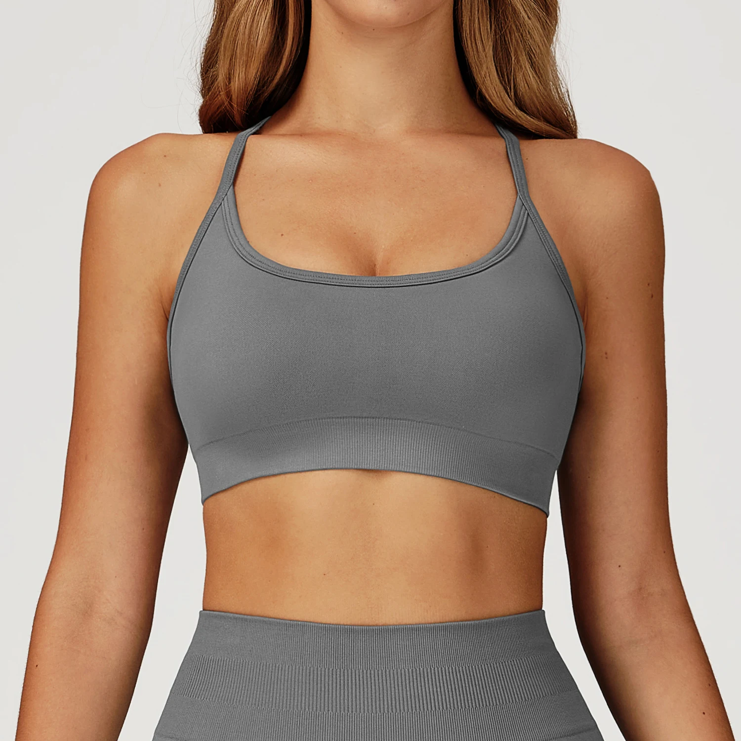 Seamless Halter Neck Shockproof Sports Bra for Yoga & Fitness