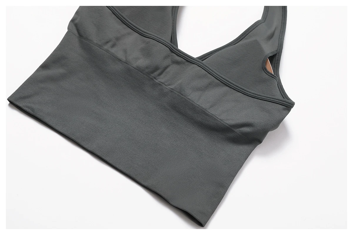 Seamless Halter Neck Yoga Bra - Shockproof Breathable Fitness Top