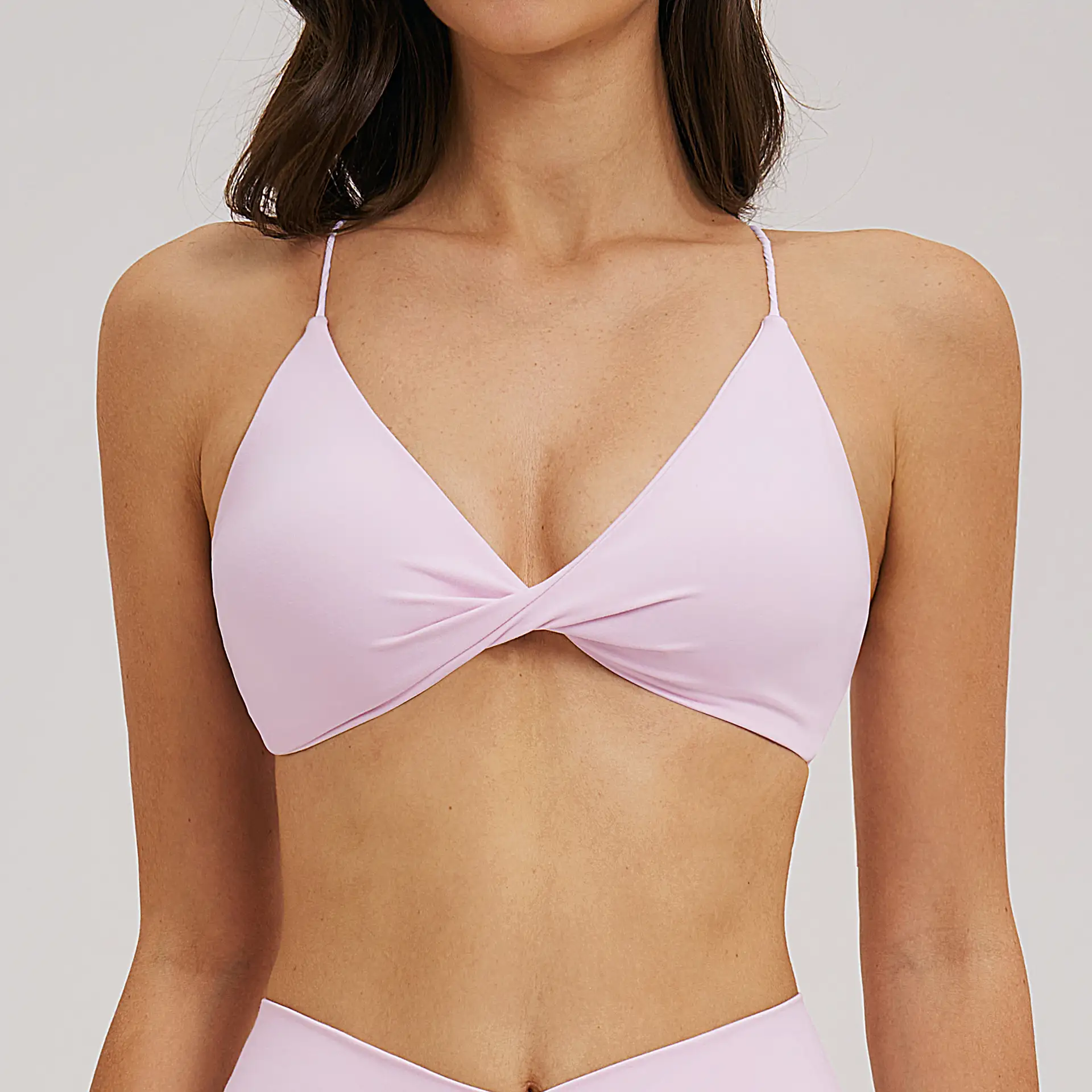 Twist Front Strappy Back Yoga Bra | OUYI Activewear